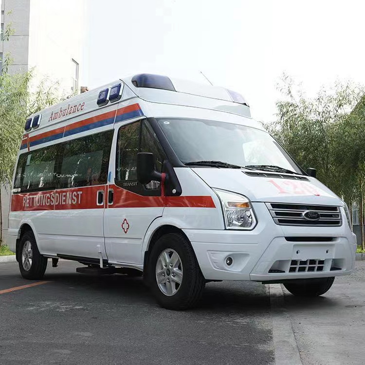 依安行动不便者长途救护车租赁：安全转运的核心注意事项​